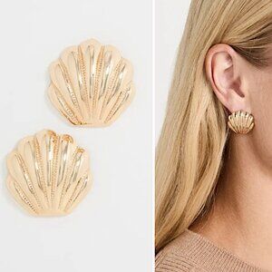 NEW ~ Anthropologie Shashi "La Conchiglia" Ribbed Gold Shell Earrings